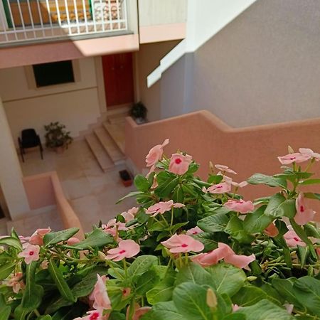 Marval Apartment Monopoli Bagian luar foto